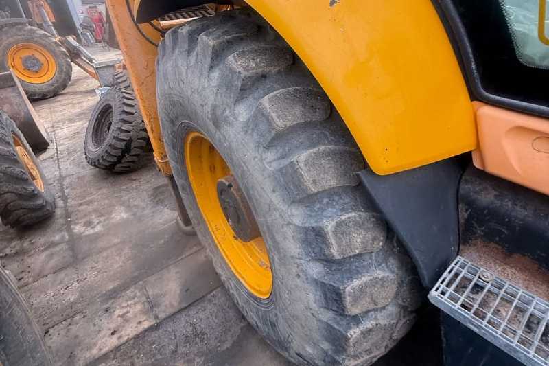 OmecoHub - Immagine JCB 3CX